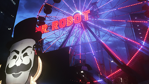 Why USA Network's Mr. Robot Put a 100-Foot Ferris Wheel in Downtown Austin [Video]
