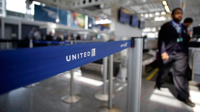airport gates labeled with united airlines