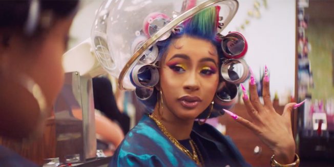 Cardi B at the salon showing her nails