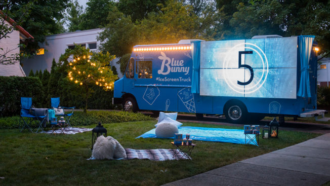 Photo of Blue Bunny's 'ice screen' truck