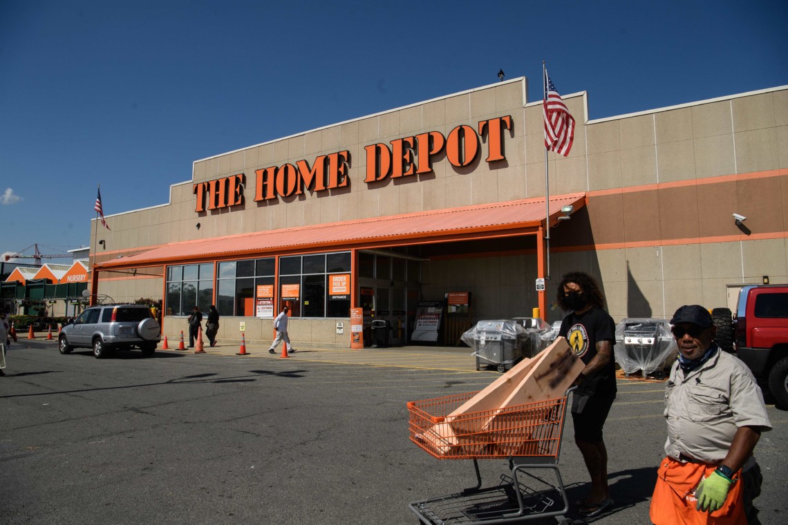 To Nab the Professional Services Customer, Home Depot Reunites With HD