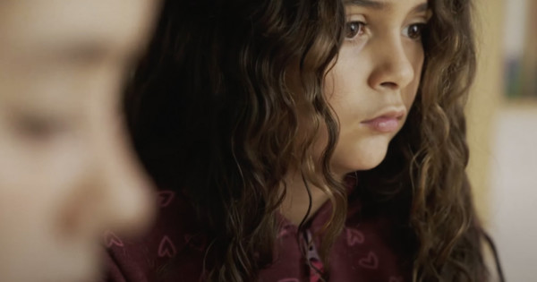Powerful Ad Shows Girls Watching Kamala Harris Be Sworn in