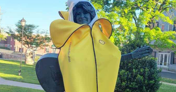Sun Bum Dressed Dolly Parton—and 49 Other Notable Figures—in a Banana Suit on Saturday