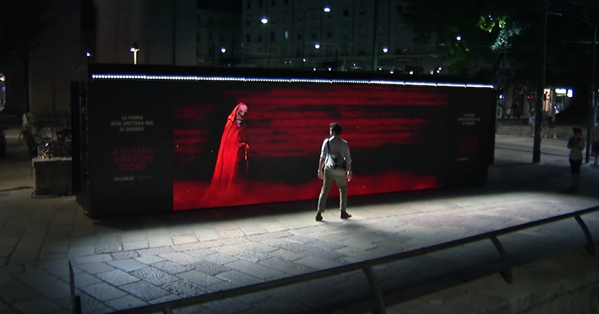 Netflix Stunt Brings Horror Movie to Life on Milan&#39;s Streets