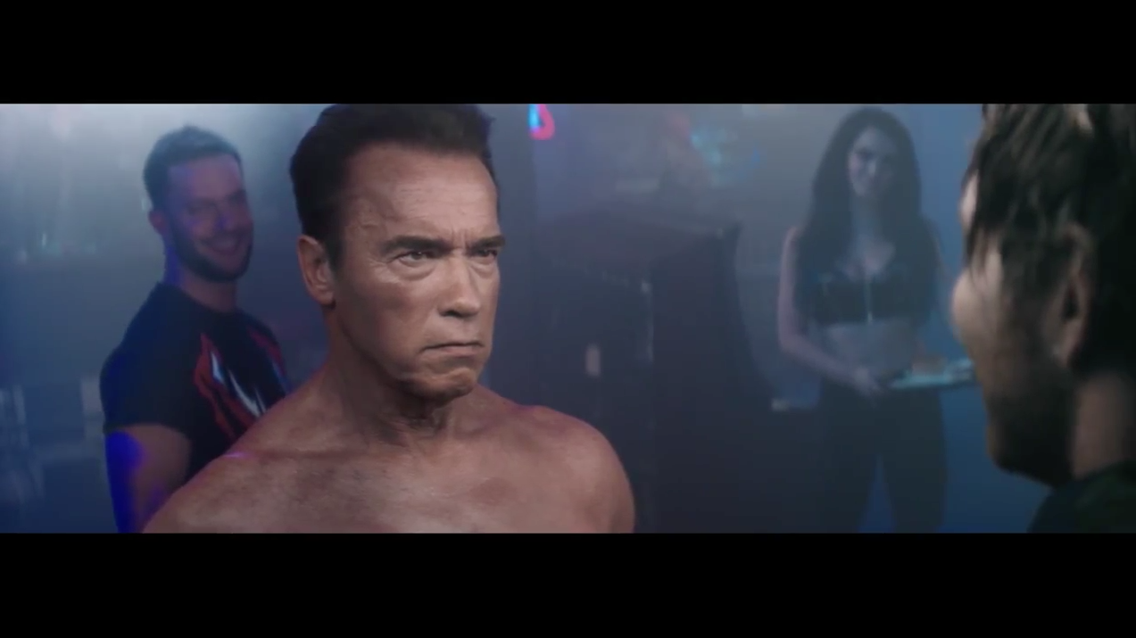 Arnold Schwarzenegger Re-creates Terminator 2's Bar Fight Scene for Video  Game Ad